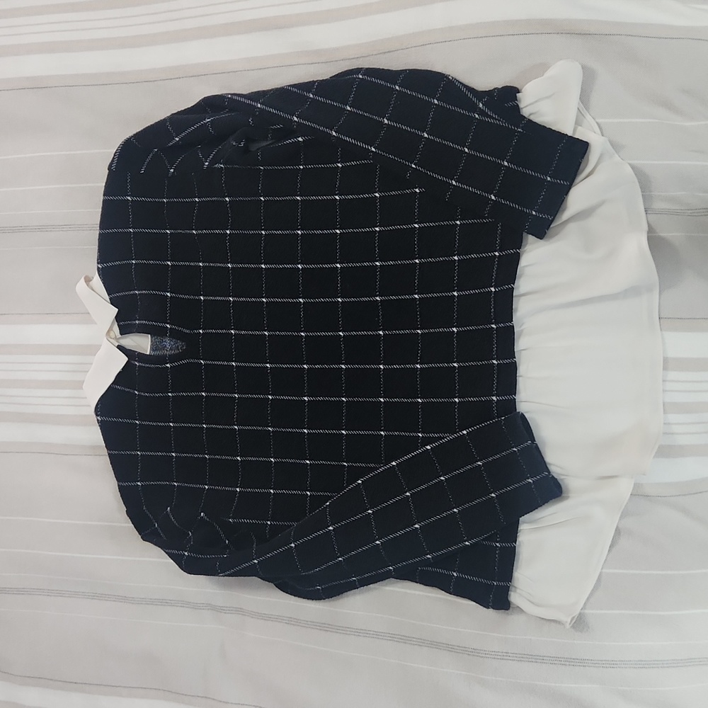 LOFT Sweater - Picture 4 of 6